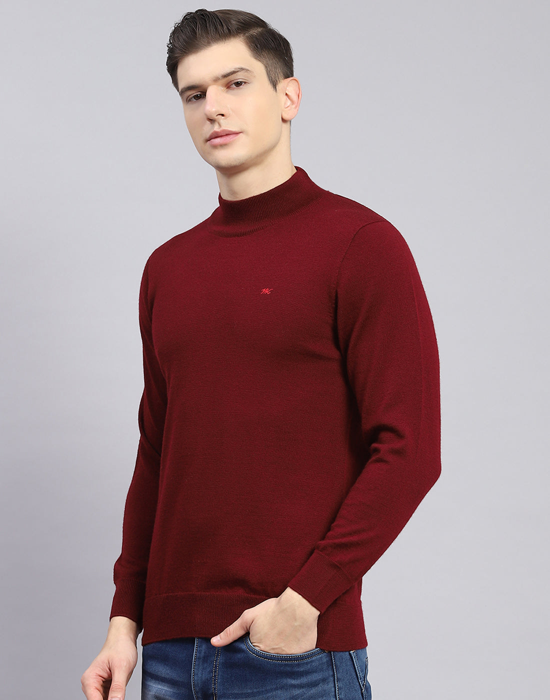 Men Maroon Solid T Neck Full Sleeve Sweater