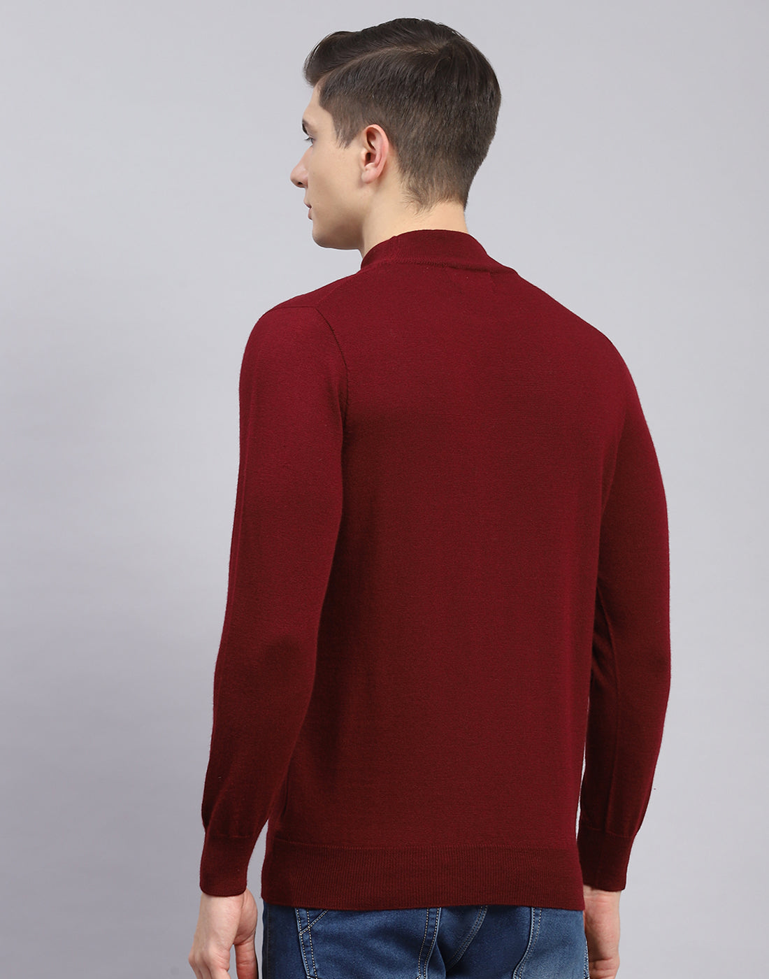 Men Maroon Solid T Neck Full Sleeve Sweater