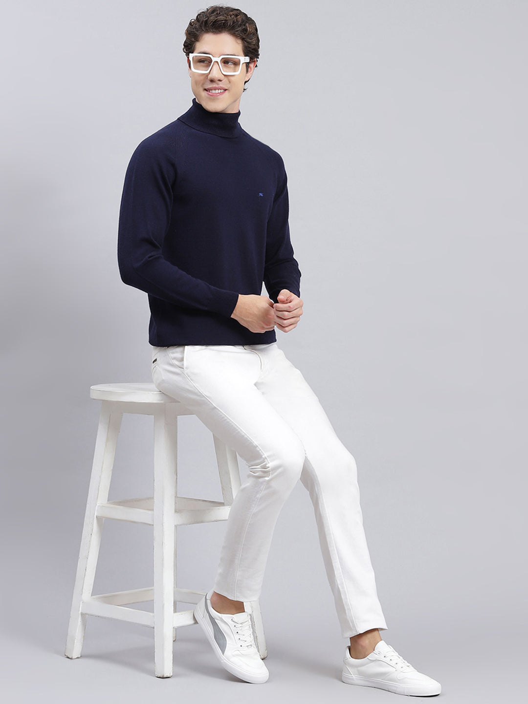 Men Navy Blue Solid Pure wool Pullover
