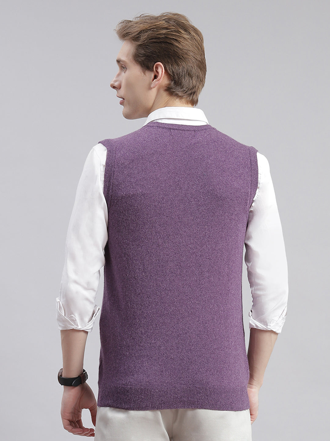 Men Purple Solid V Neck Sleeveless Sweaters/Pullovers
