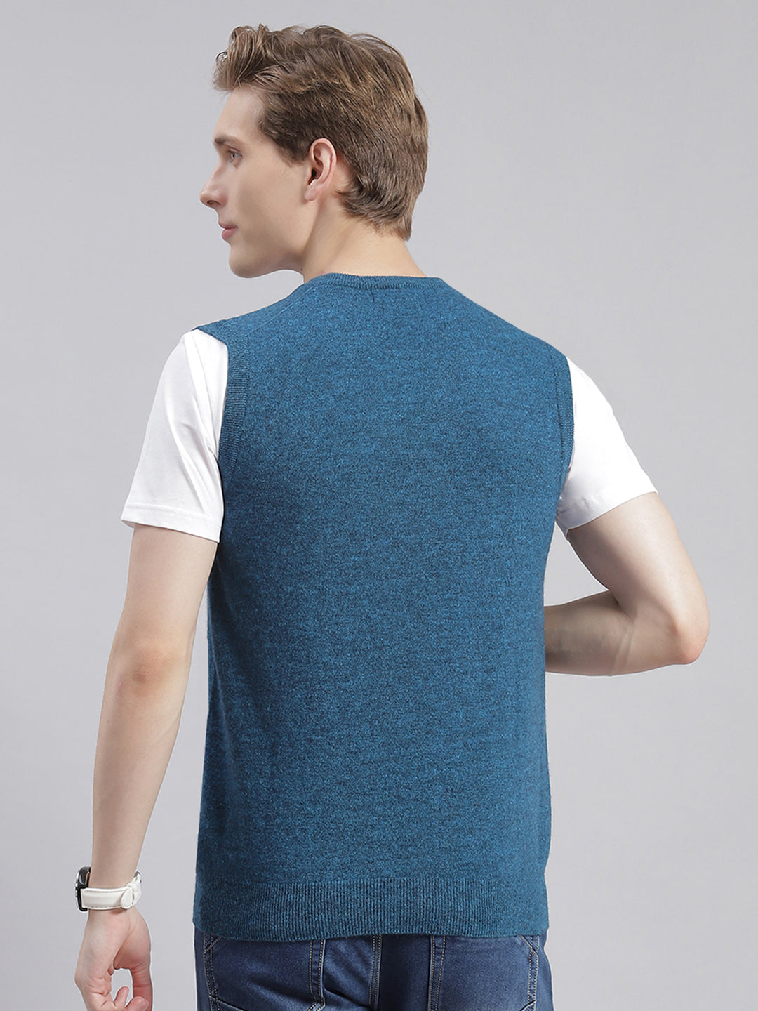 Men Teal Blue Solid V Neck Sleeveless Sweaters/Pullovers