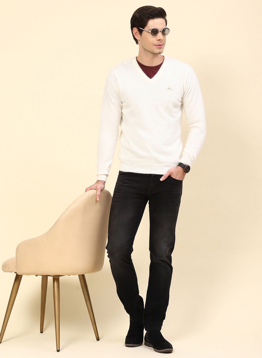 Men Off White Solid Angoora Pullover
