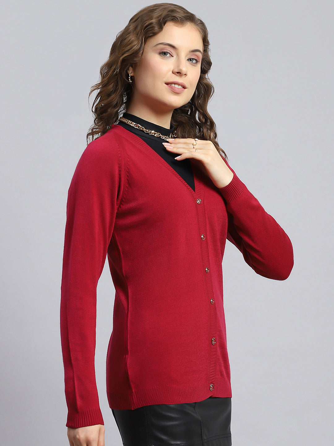 Women Red Solid V Neck Full Sleeve Cardigans