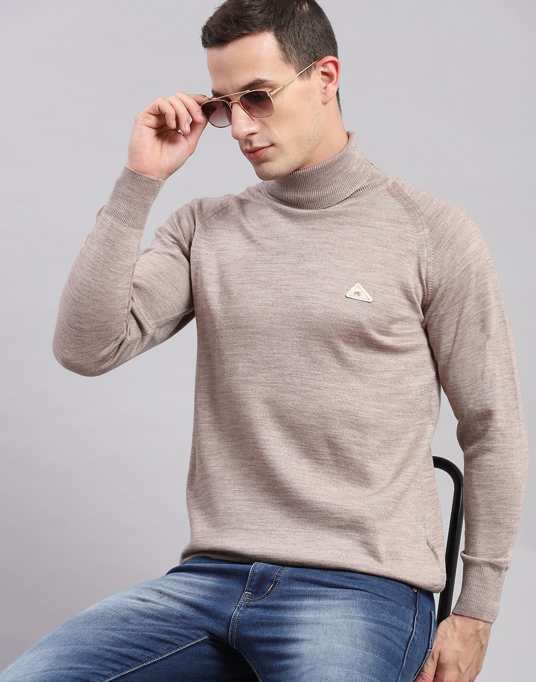 Men Beige Solid H Neck Full Sleeve Sweaters/Pullovers