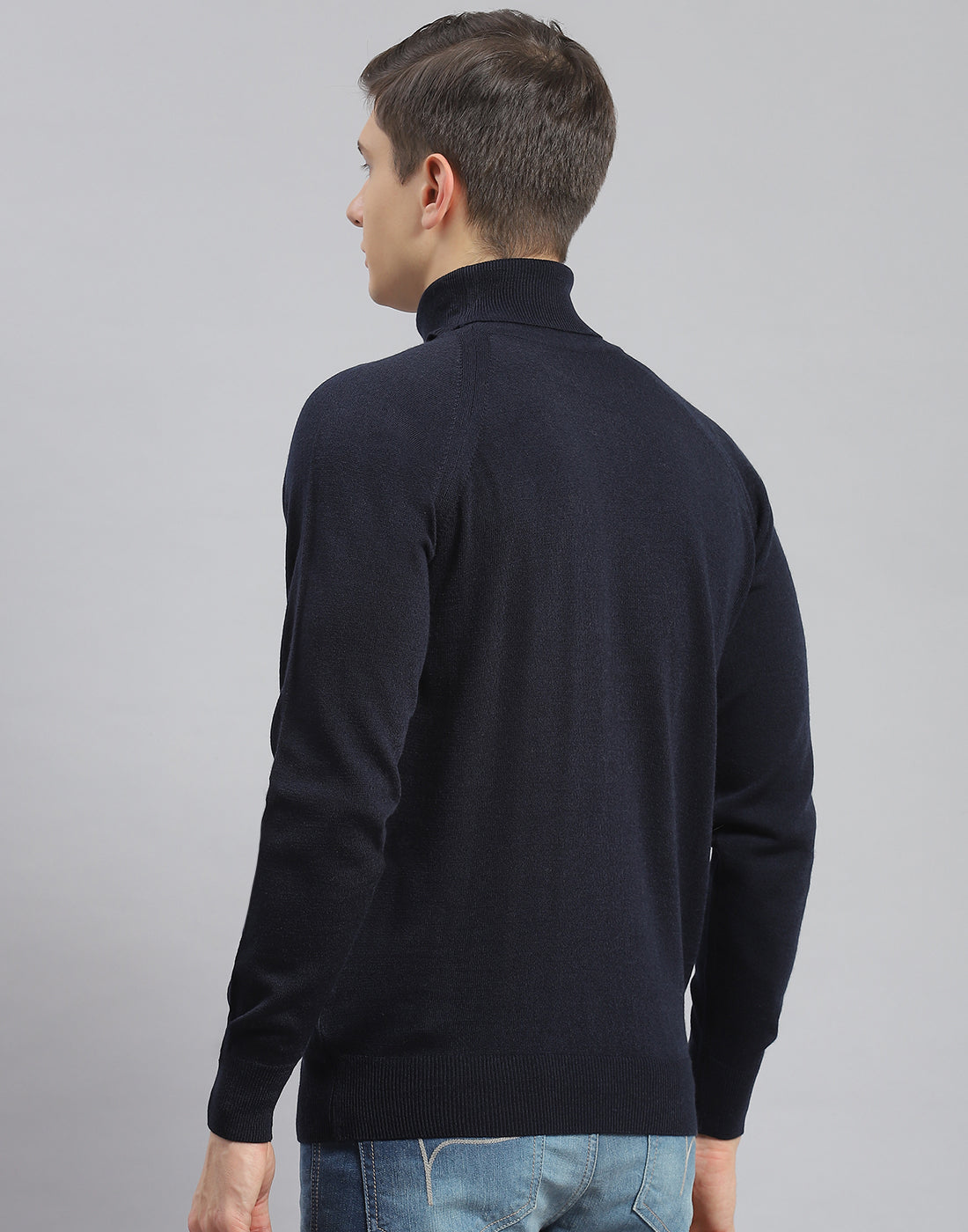Men Navy Blue Solid H Neck Full Sleeve Pullover