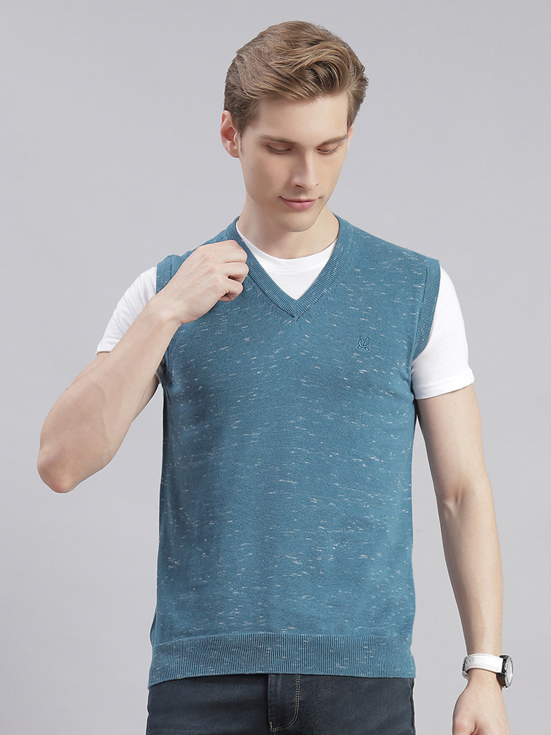 Men Teal Blue Solid V Neck Sleeveless Sweaters/Pullovers