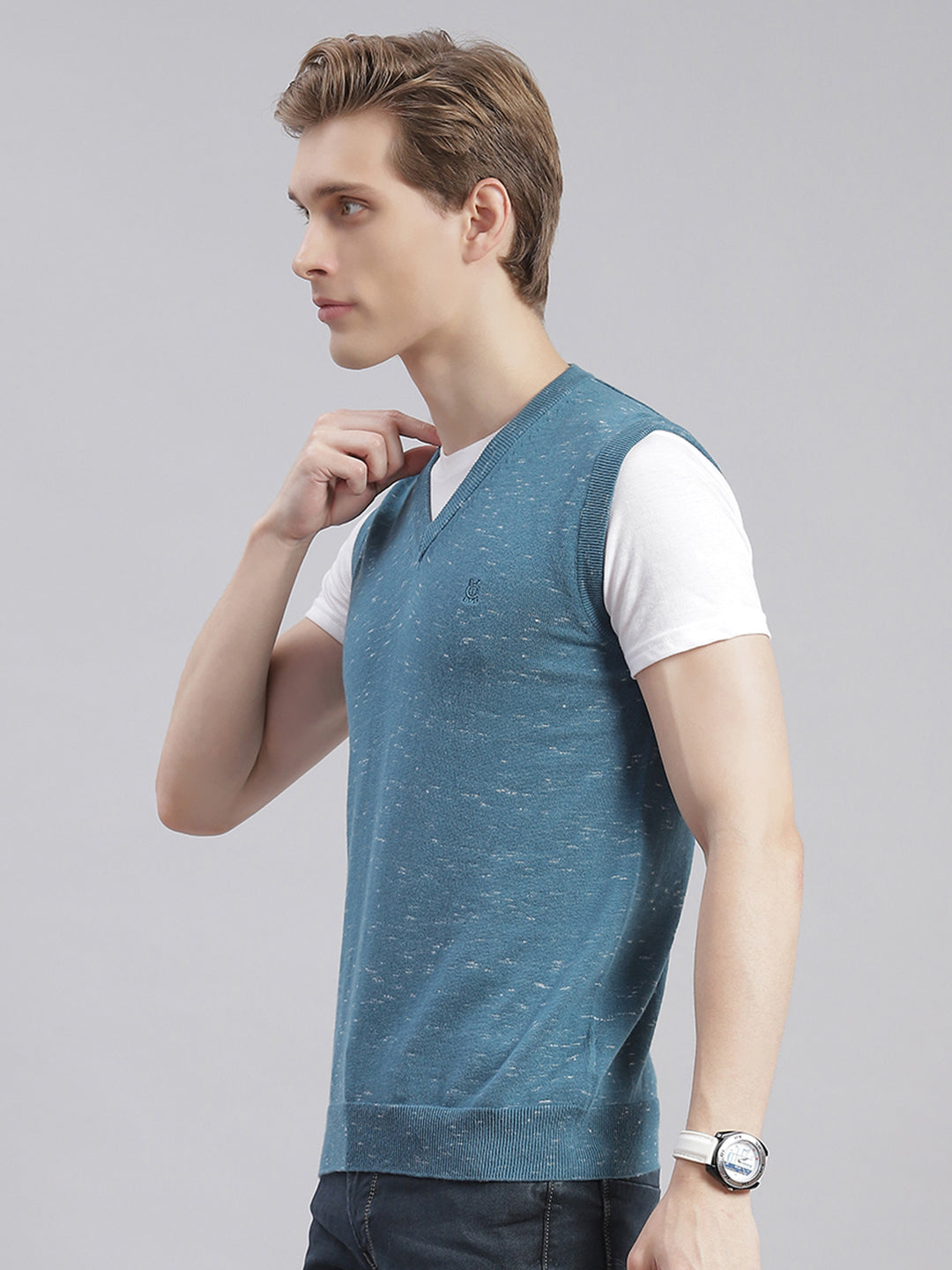Men Teal Blue Solid V Neck Sleeveless Sweaters/Pullovers