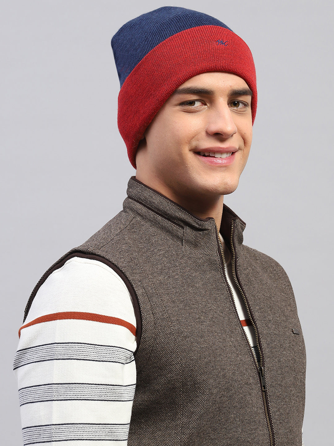 Men Maroon Self Design Cap