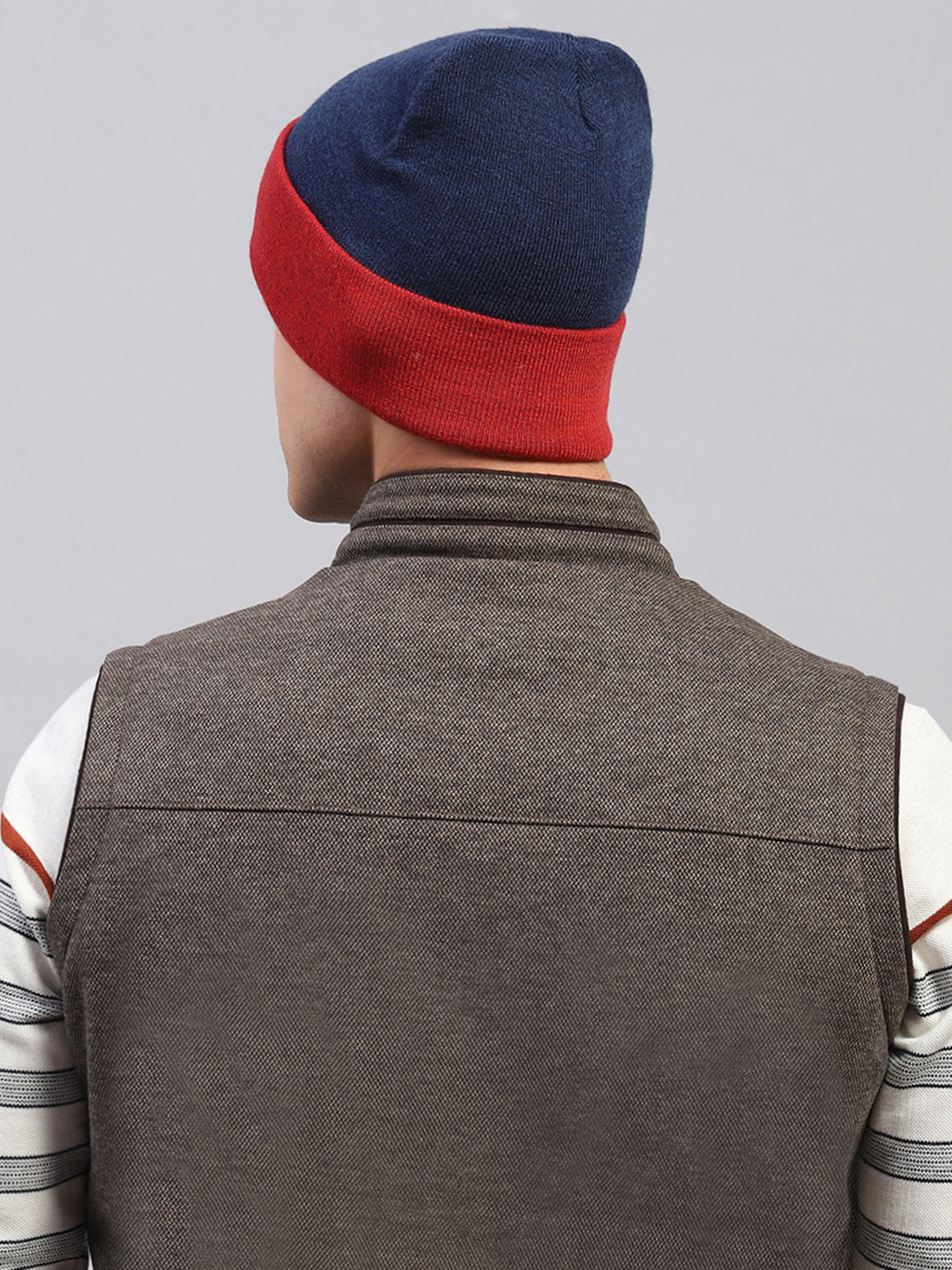 Men Maroon Self Design Cap