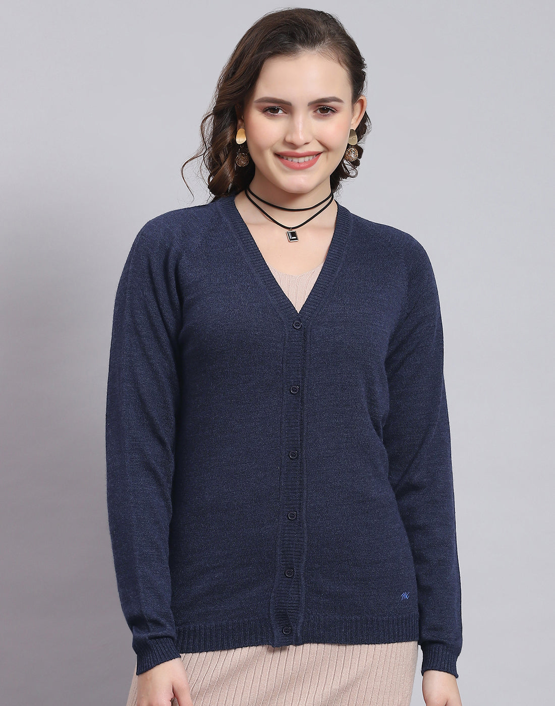 Women Navy Blue Solid V Neck Full Sleeve Sweater
