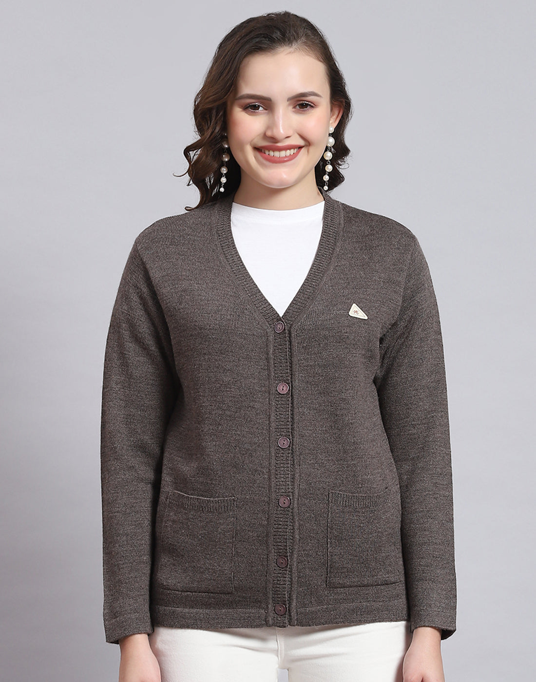 Women Grey Solid V Neck Full Sleeve Sweater
