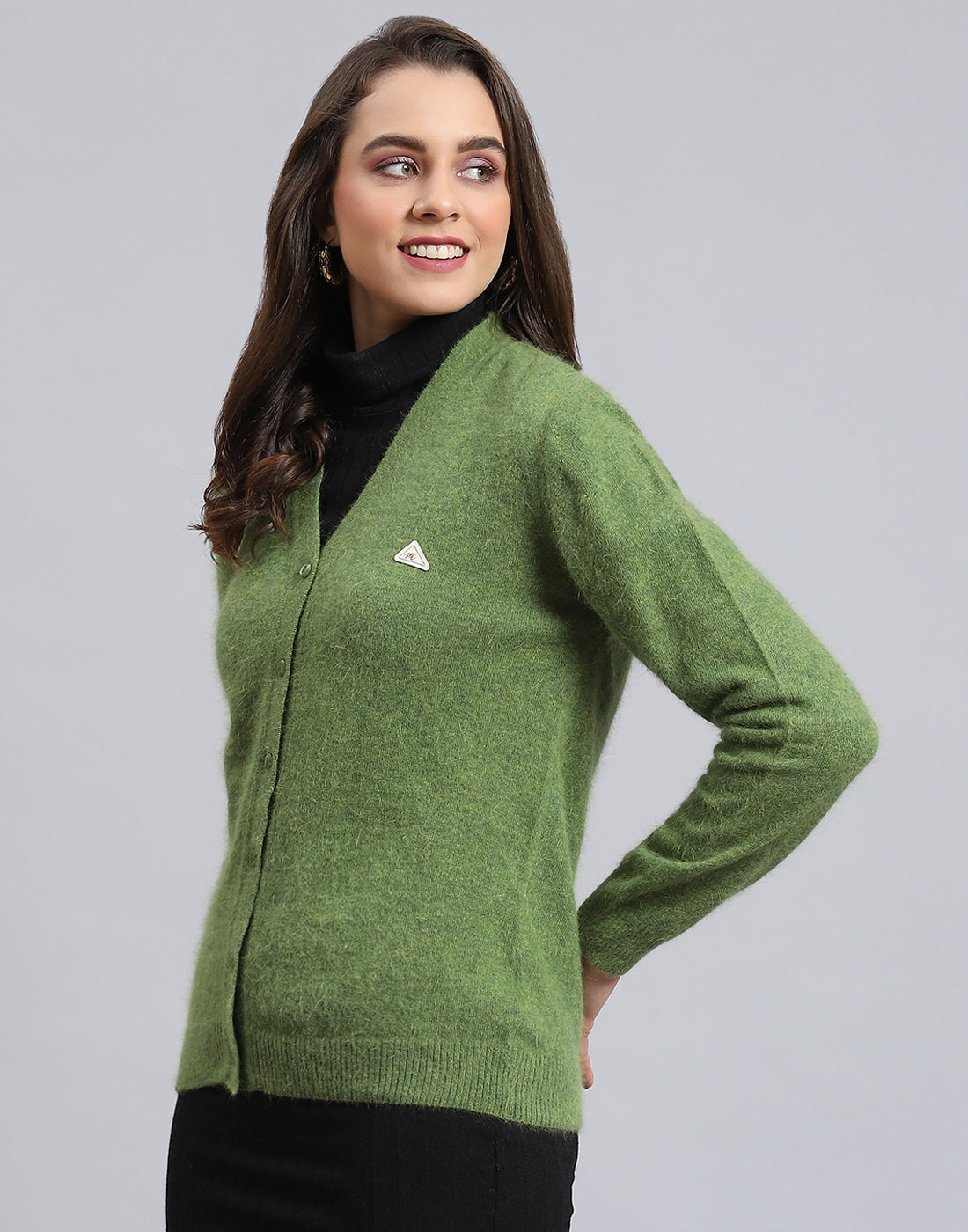 Women Green Solid V Neck Full Sleeve Cardigan