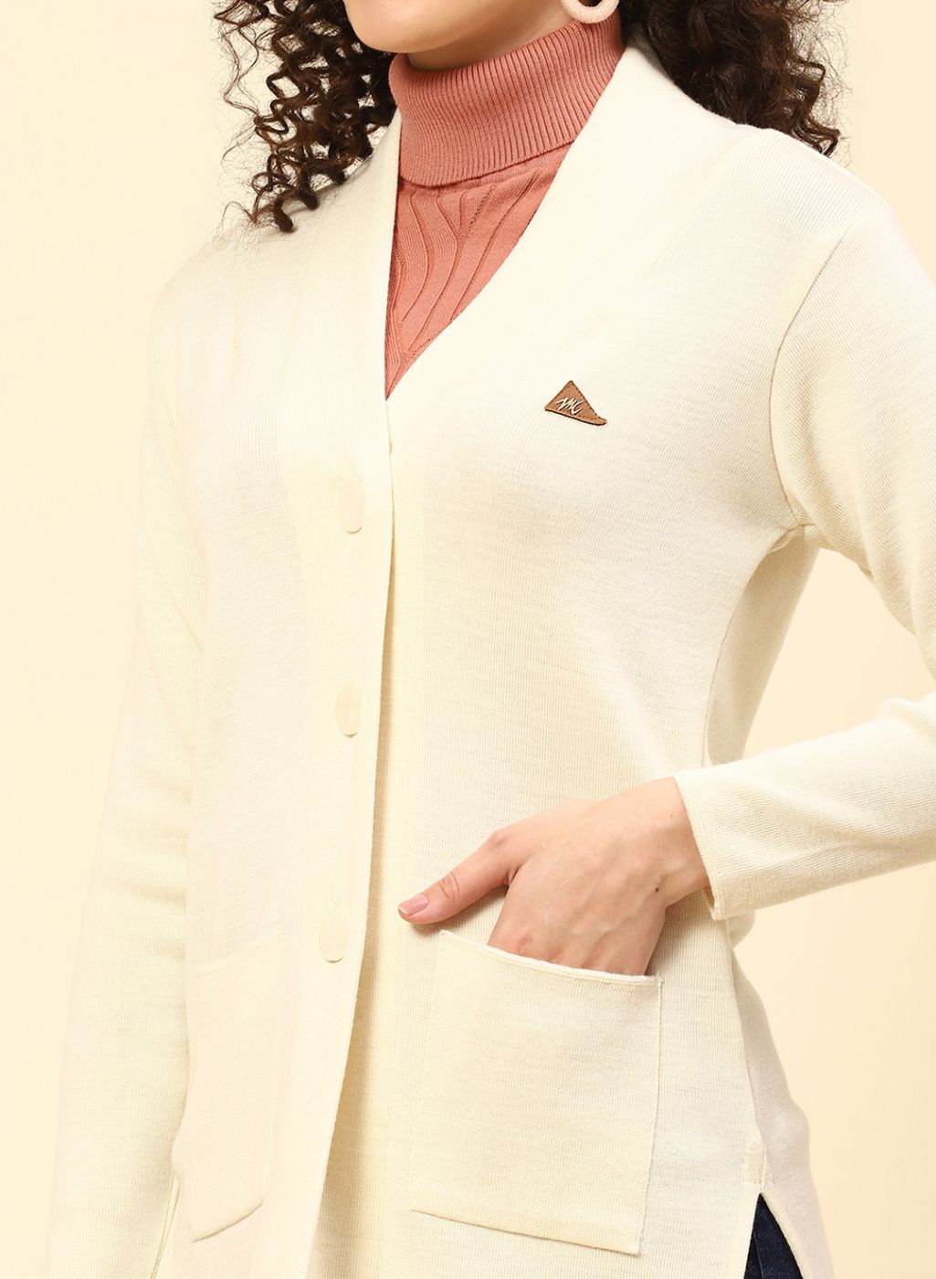 Women Off White Solid Pure wool Cardigan