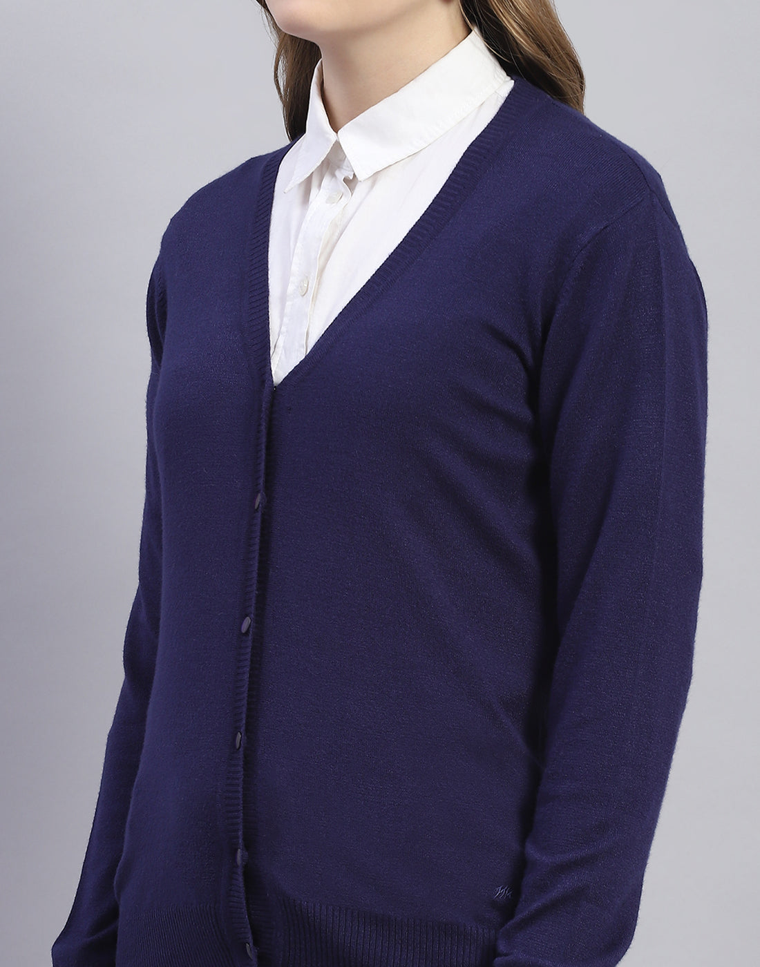 Women Navy Blue Solid V Neck Full Sleeve Cardigan