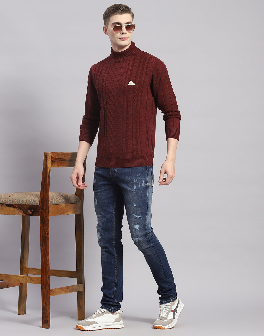 Men Maroon Solid T Neck Full Sleeve Pullover