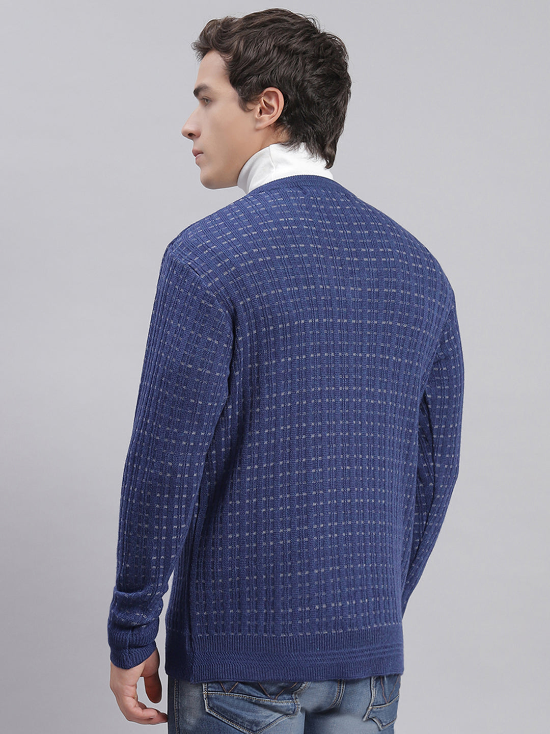 Men Blue Self Design V Neck Full Sleeve Sweaters/Pullovers