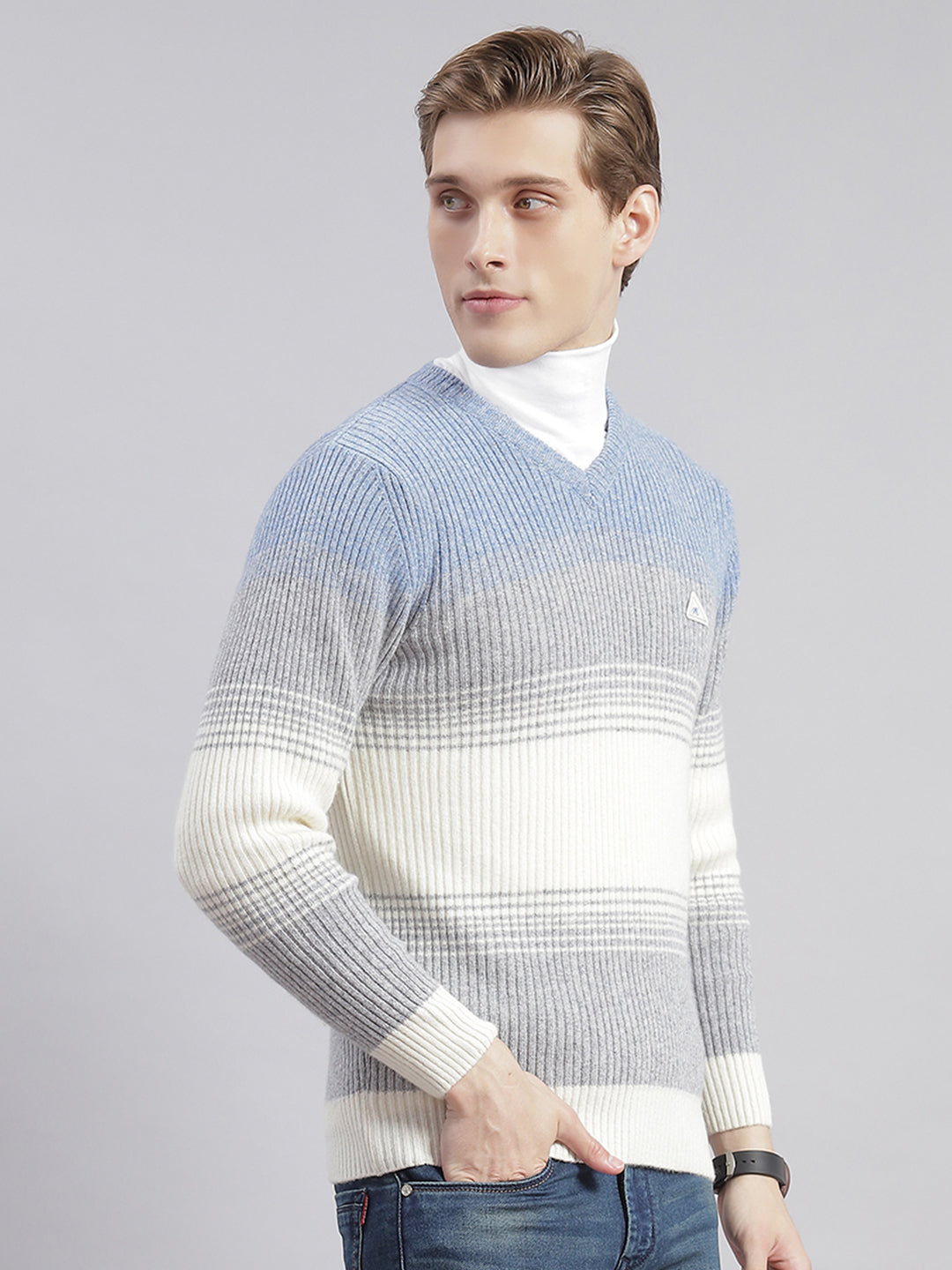 Men Grey Stripe V Neck Full Sleeve Sweaters/Pullovers