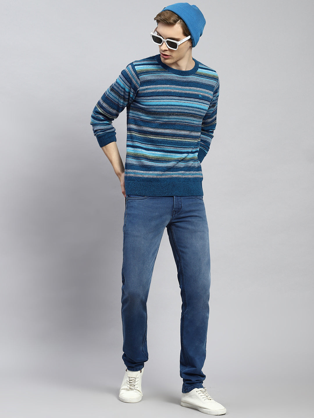Men Blue Stripe Pullover