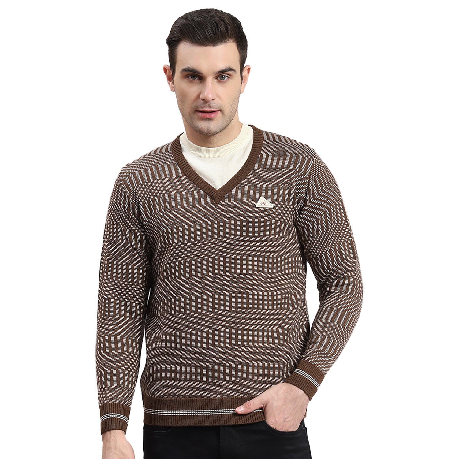 Men Brown Solid V Neck Full Sleeve Sweater