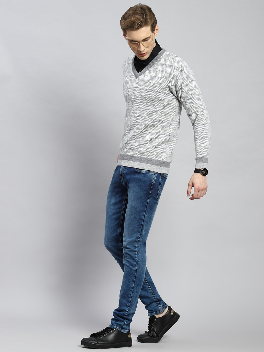 Men Grey Jaquard Pullover