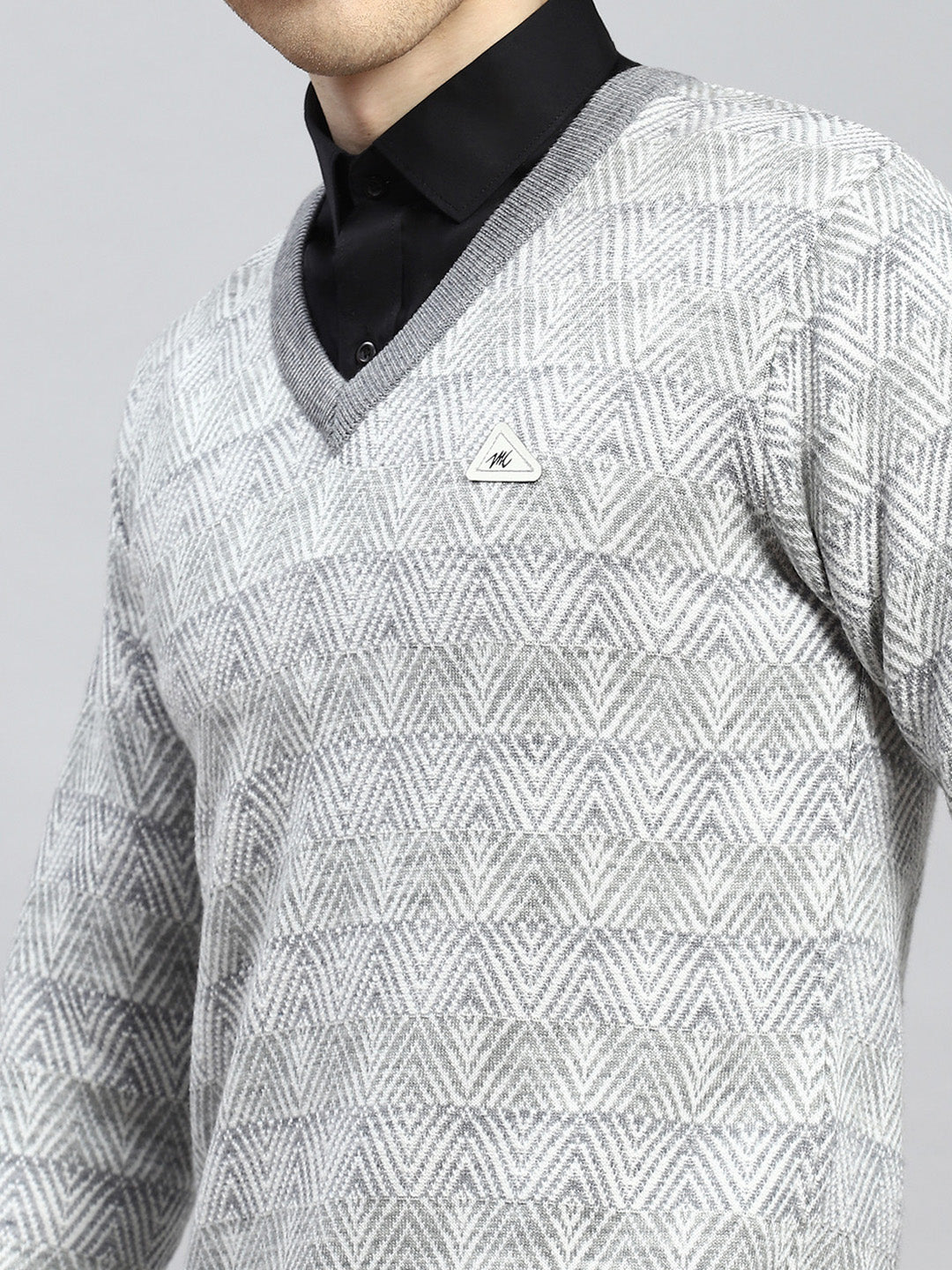 Men Grey Jaquard Pullover