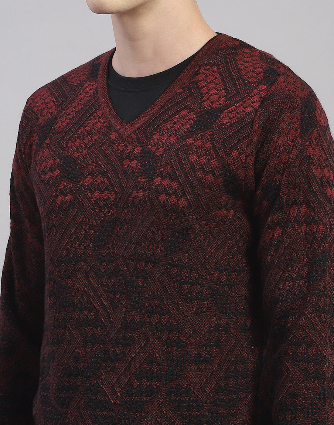 Men Maroon Self Design V Neck Full Sleeve Pullover