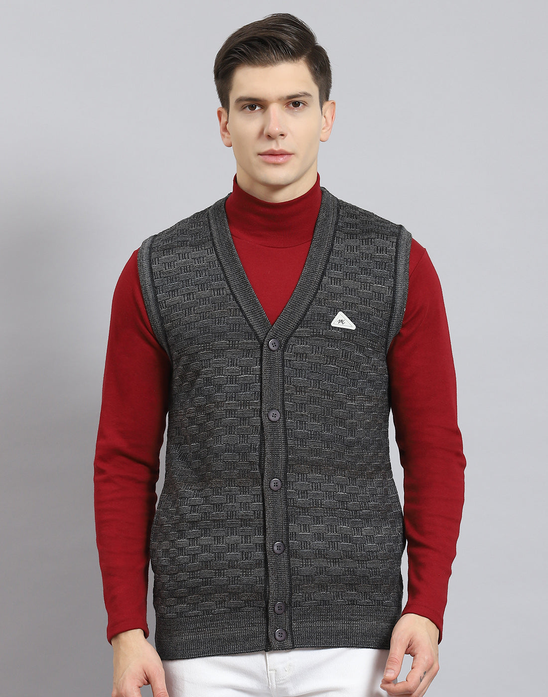 Men Grey Self Design V Neck Sleeveless Sweater
