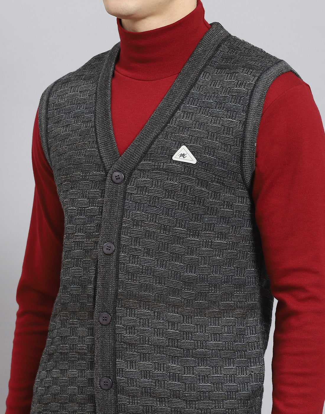 Men Grey Self Design V Neck Sleeveless Sweater