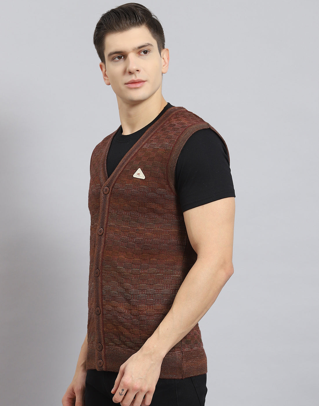 Men Rust Self Design V Neck Sleeveless Sweater