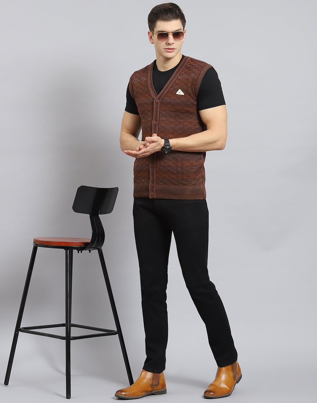 Men Rust Self Design V Neck Sleeveless Sweater