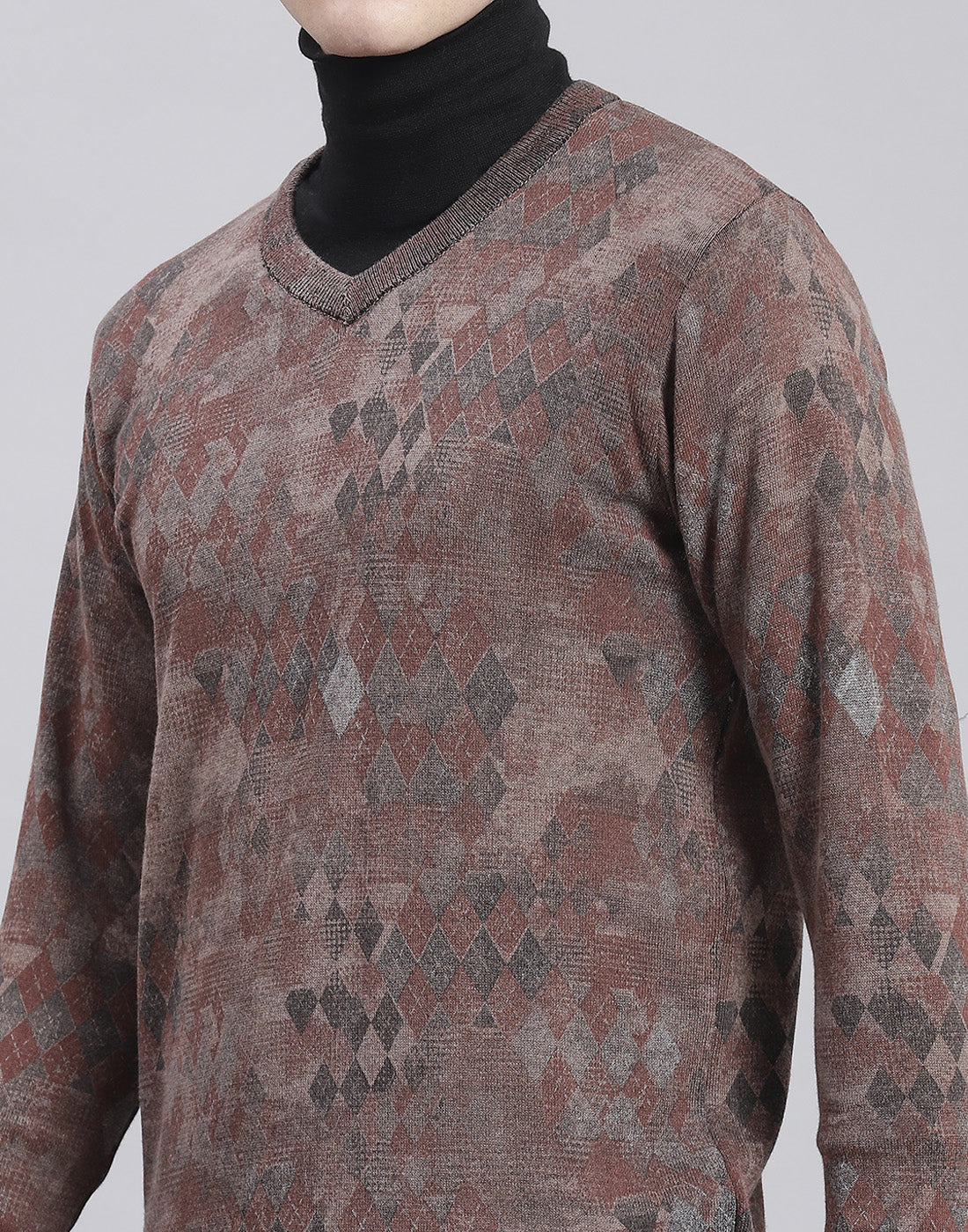 Men Brown Self Design V Neck Full Sleeve Sweater