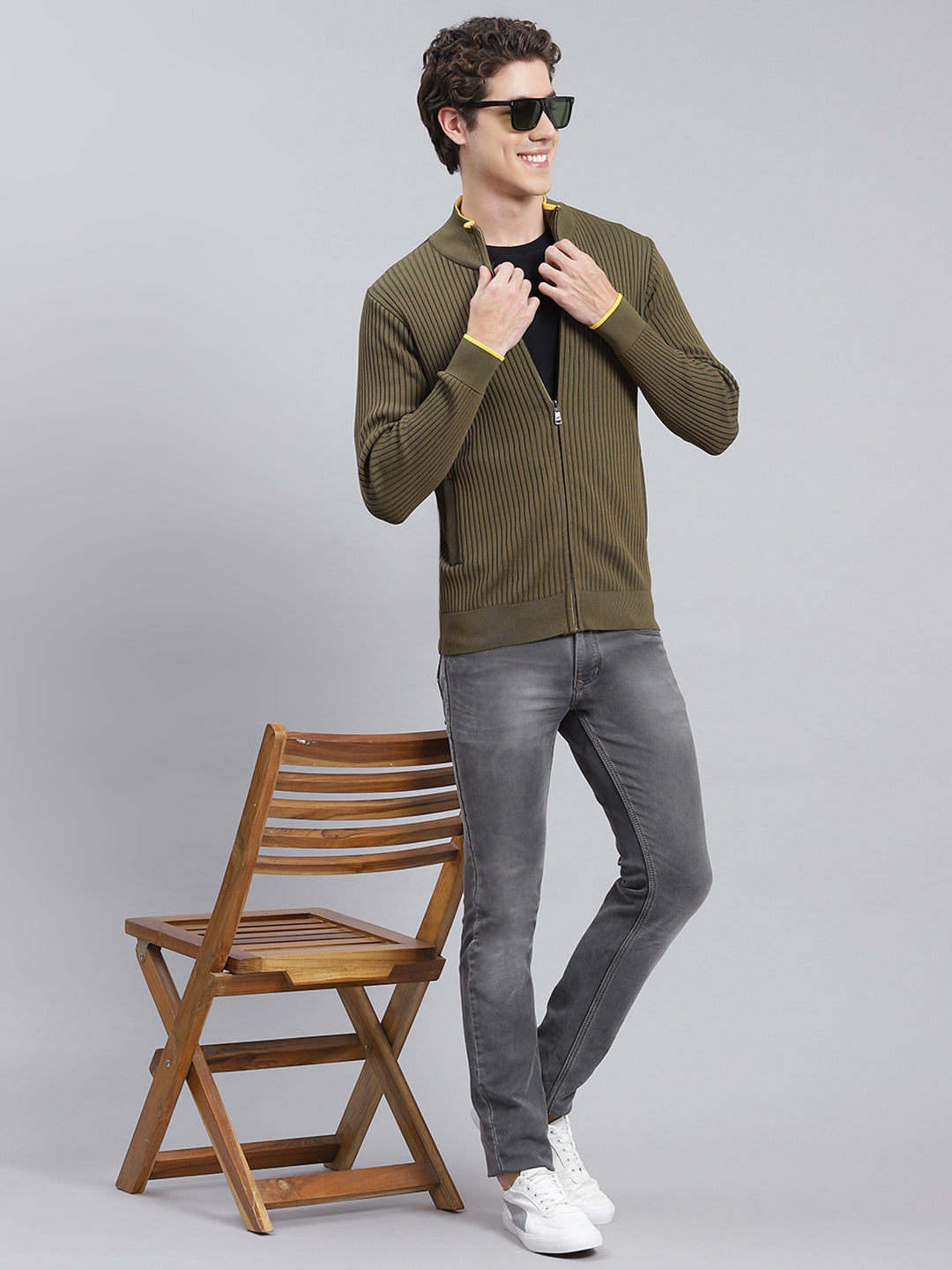 Men Green Self Design Wool blend Pullover