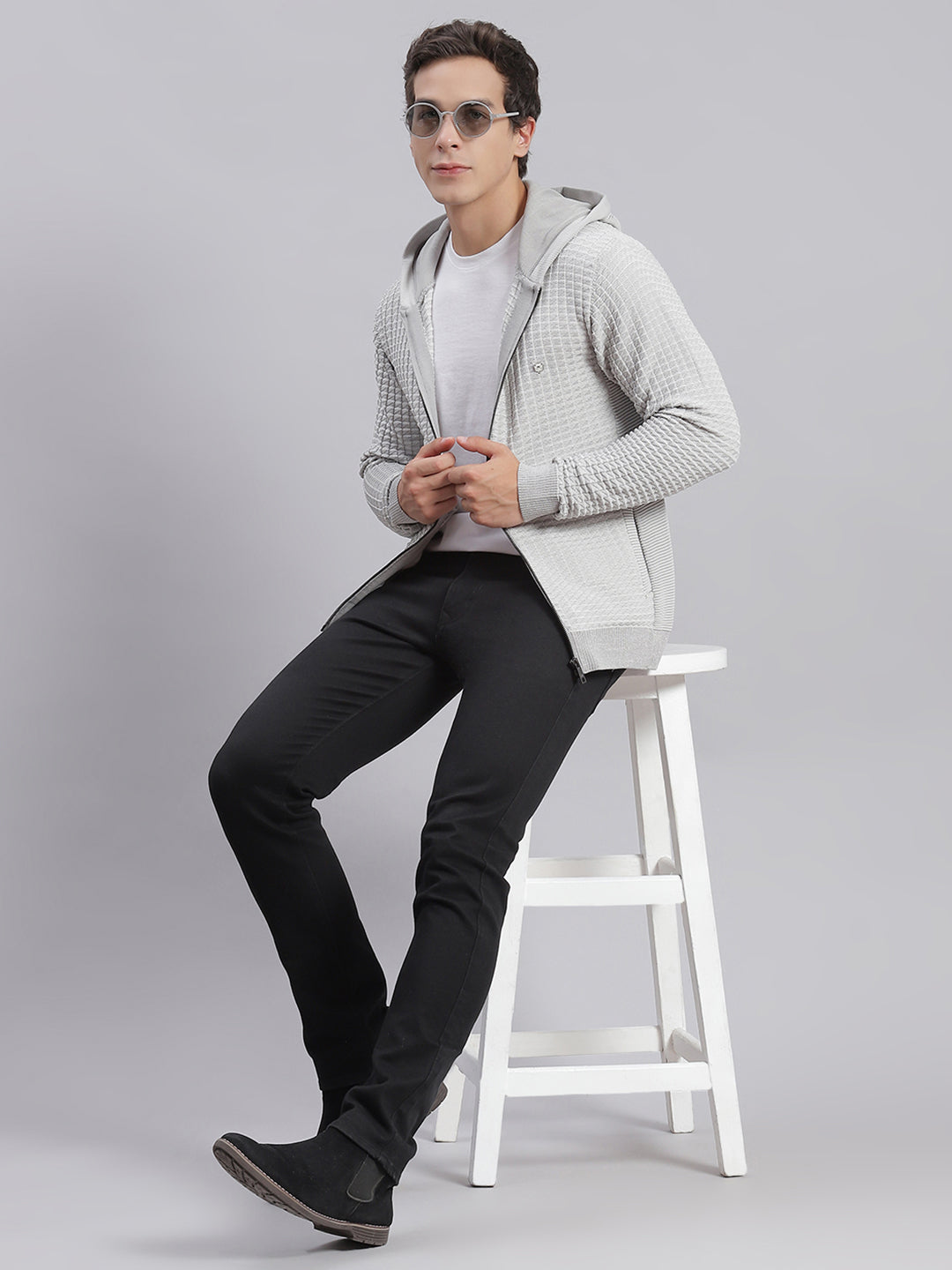 Men Grey Self Design Hooded Full Sleeve Sweaters/Pullovers