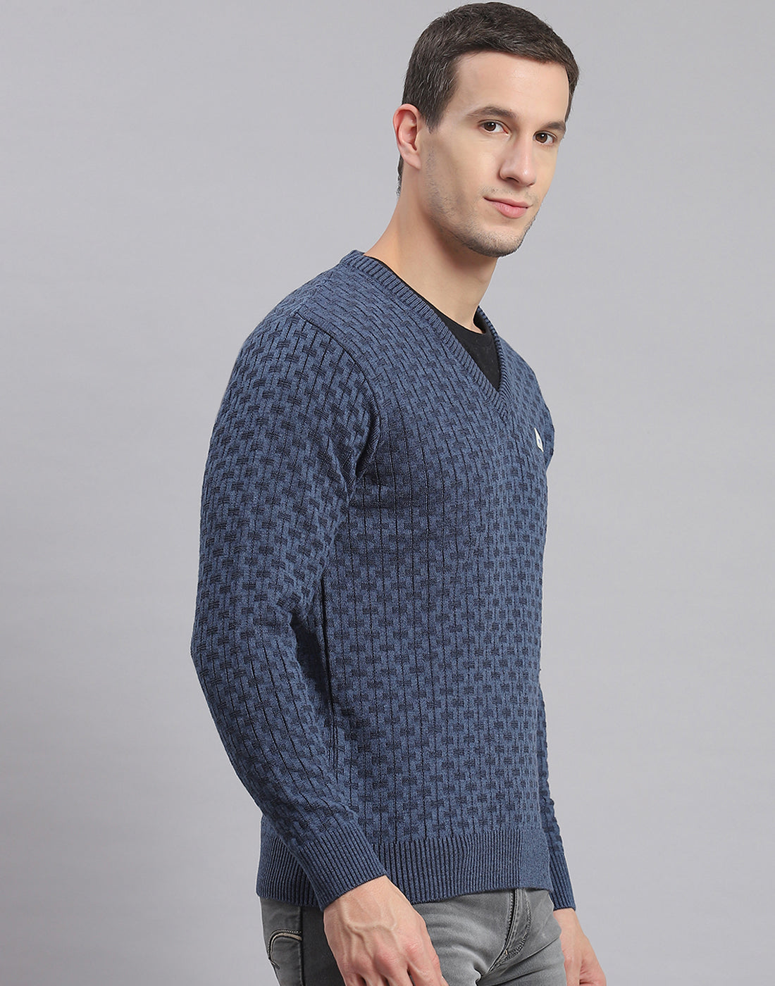 Men Blue Self Design V Neck Full Sleeve Sweater