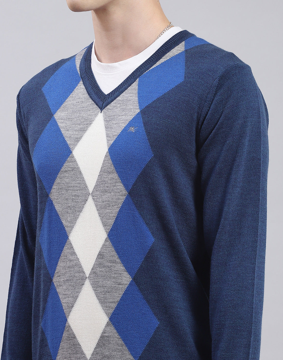 Men Blue Self Design V Neck Full Sleeve Sweater