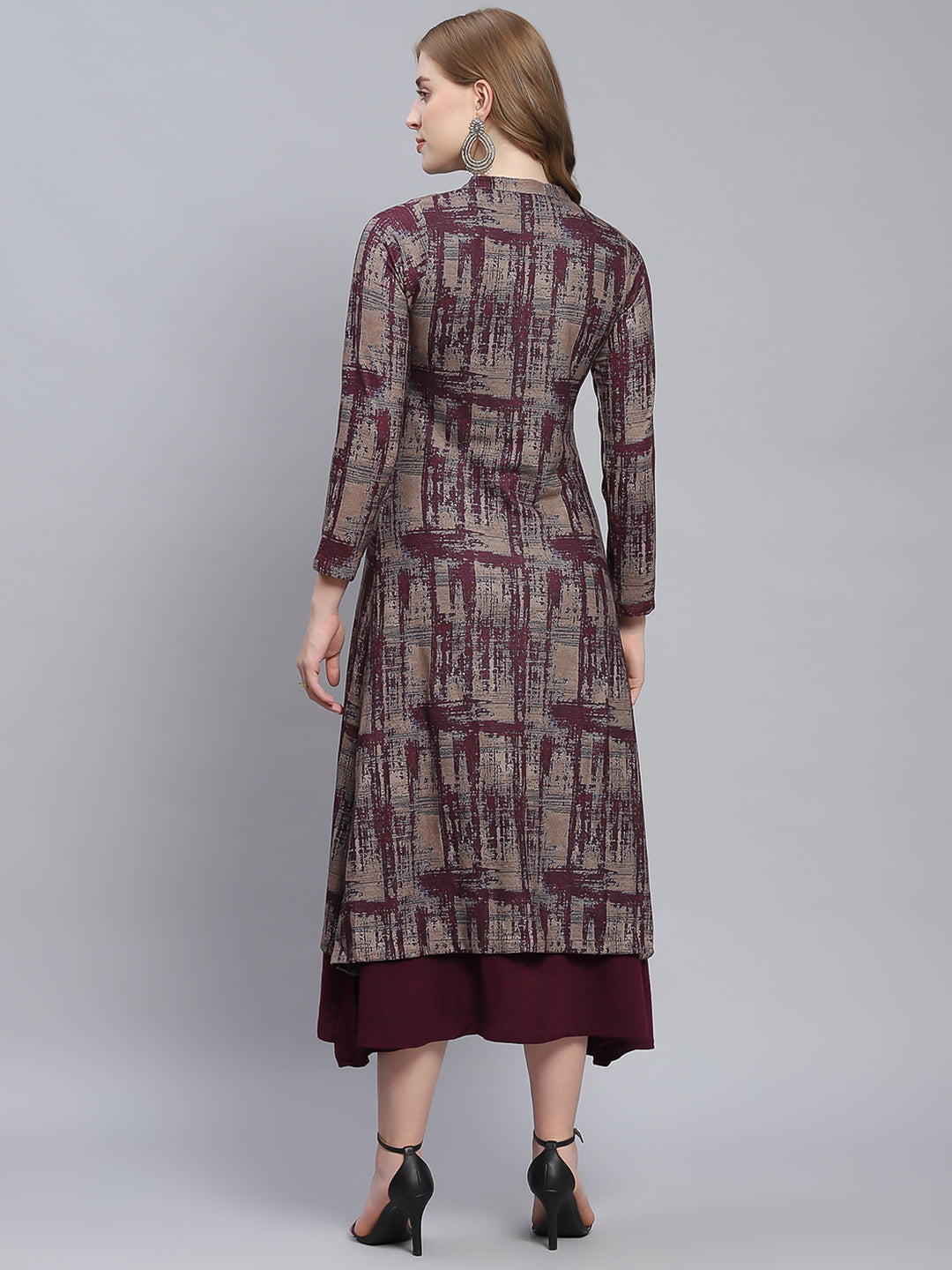 Women Maroon Self Design V Neck Full Sleeve Kurtis Set