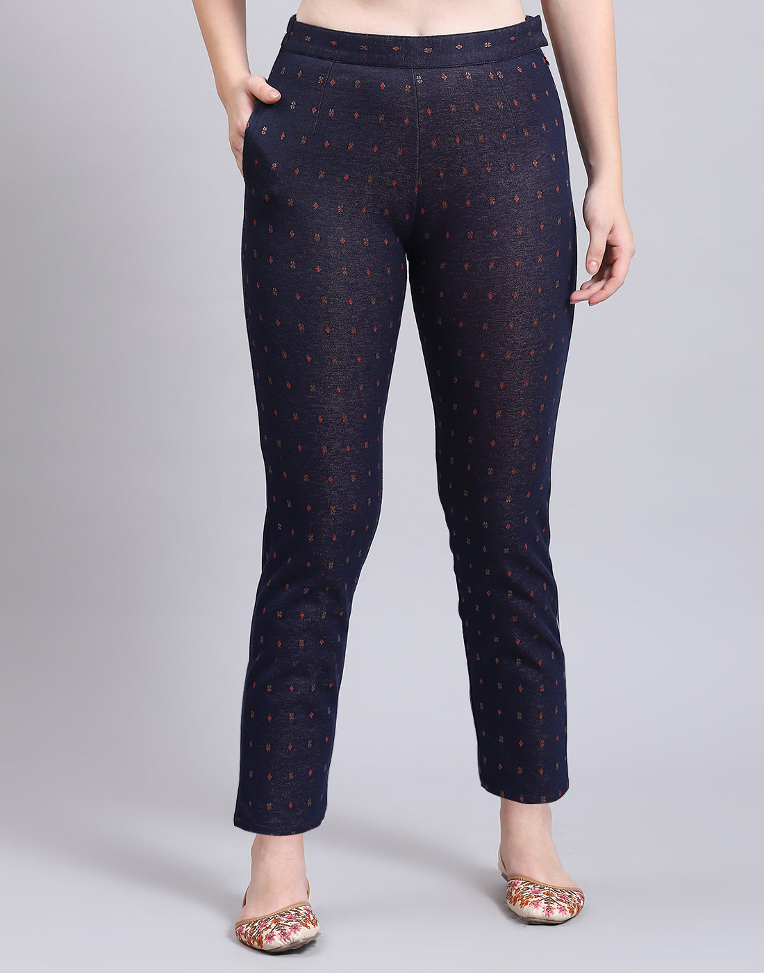 Women Navy Blue Printed Collar Full Sleeve Kurtis Set