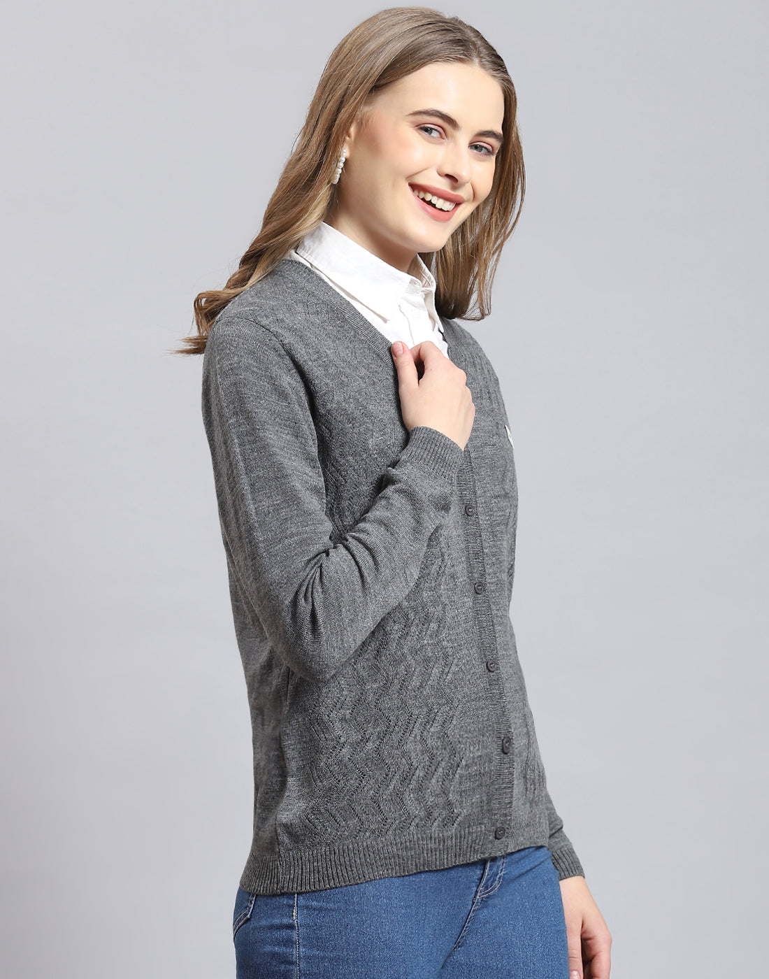 Women Grey Self Design V Neck Full Sleeve Cardigan
