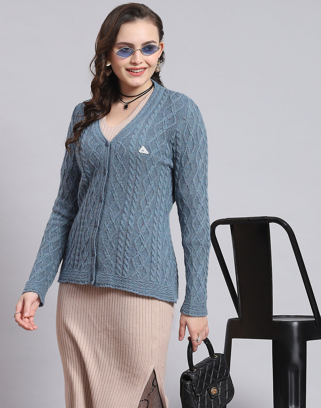 Women Blue Self Design V Neck Full Sleeve Sweater