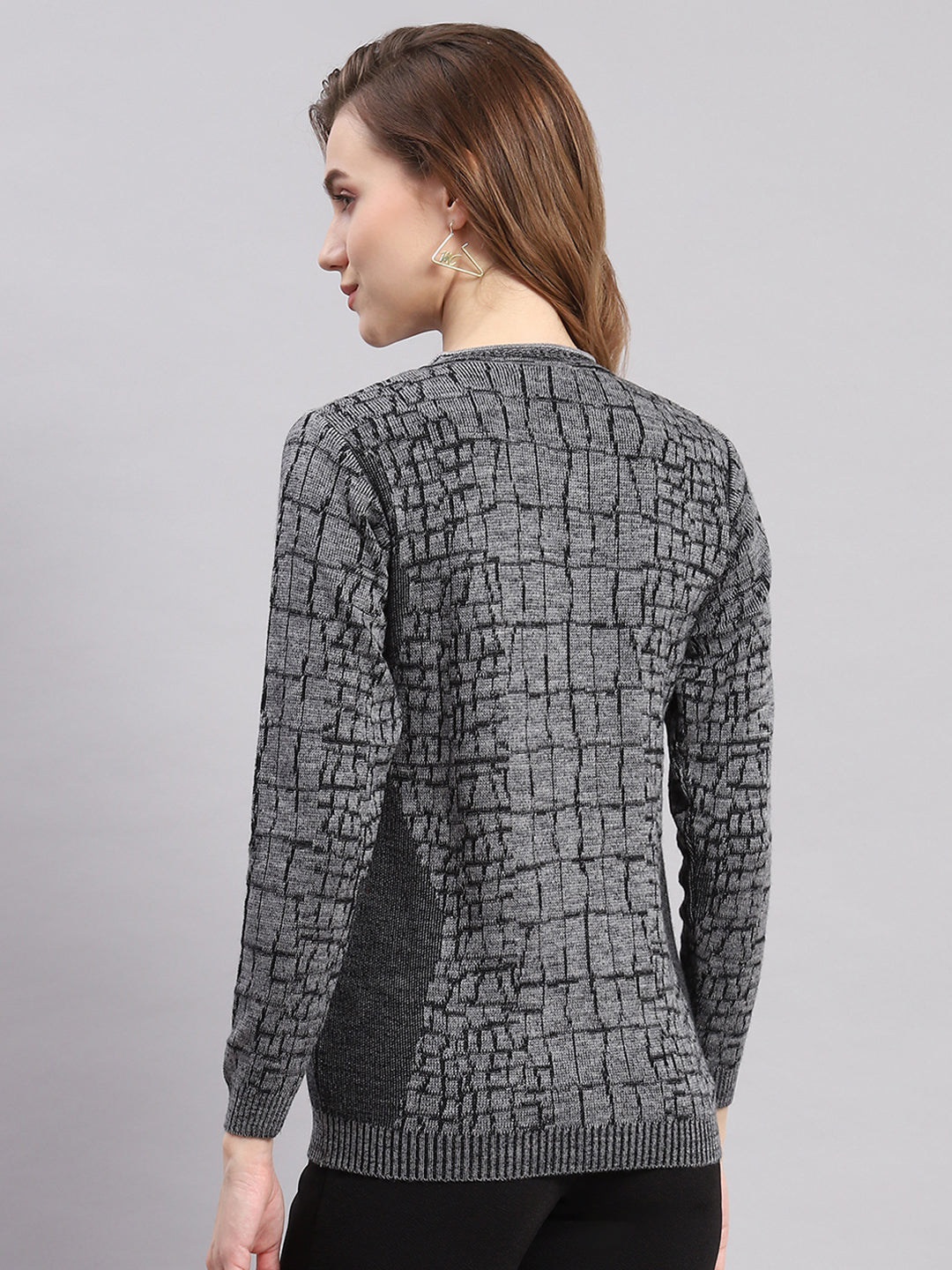 Women Grey Self Design Round Neck Full Sleeve Cardigans