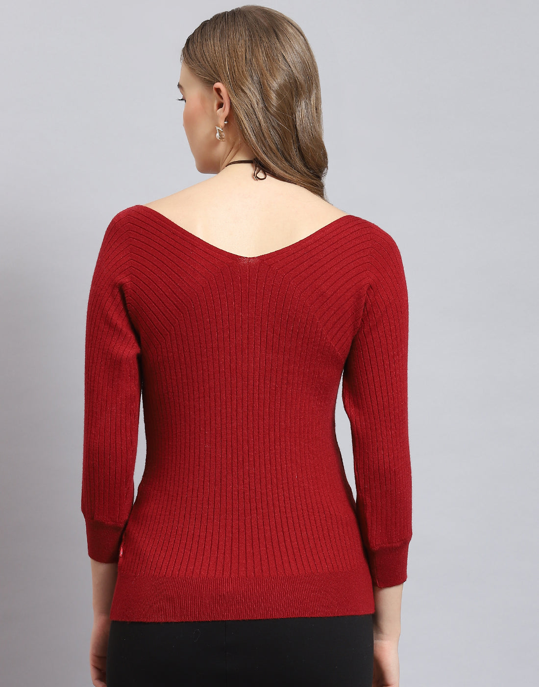 Women Maroon Solid V Neck 3/4 Sleeve Top