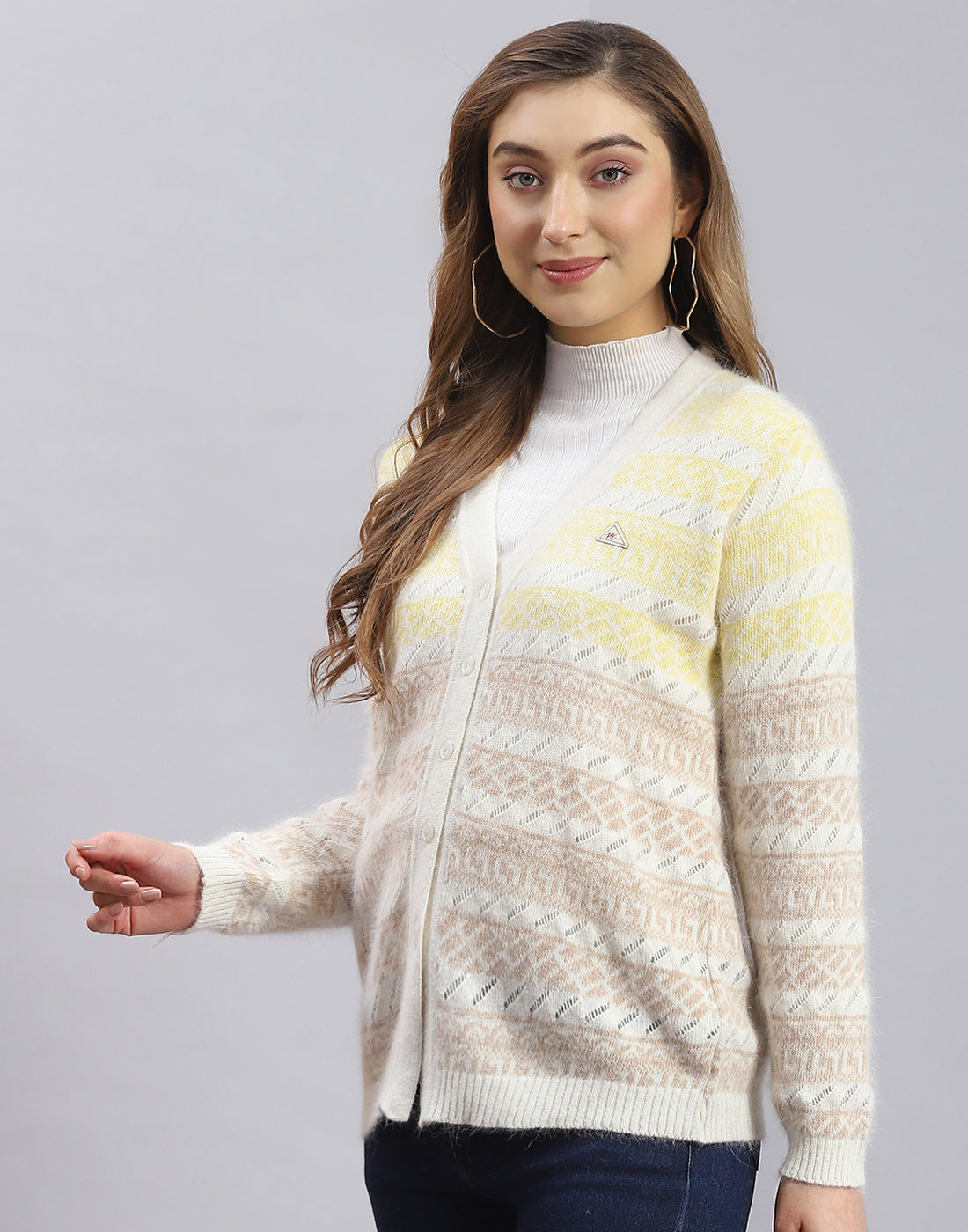 Women Off White Self Design V Neck Full Sleeve Sweater