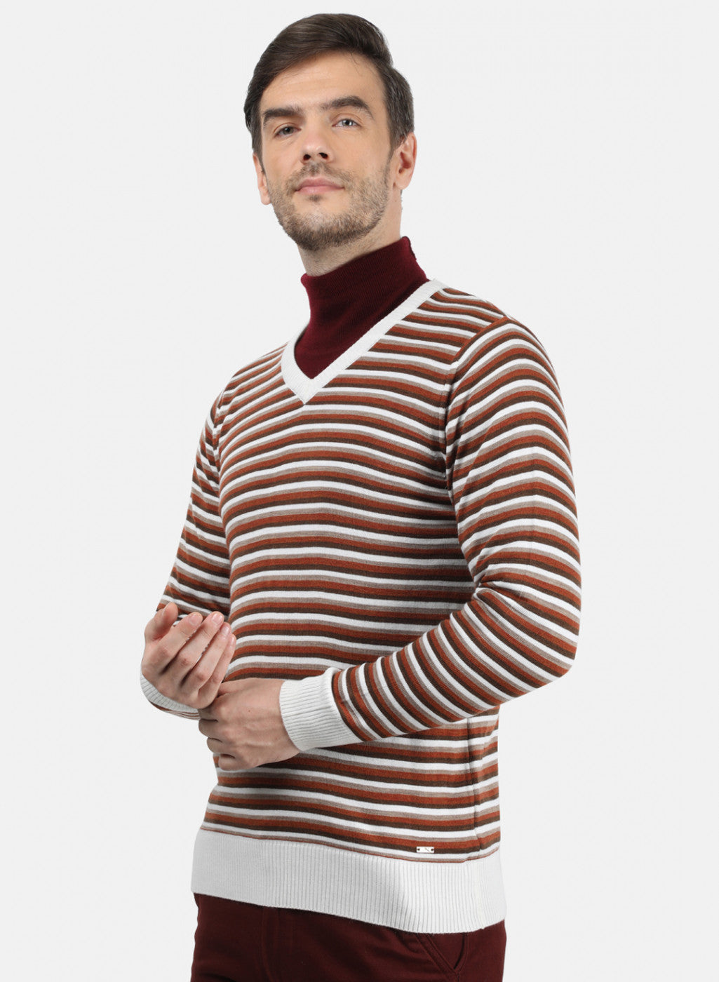 Men White & Brown Solid Pullover