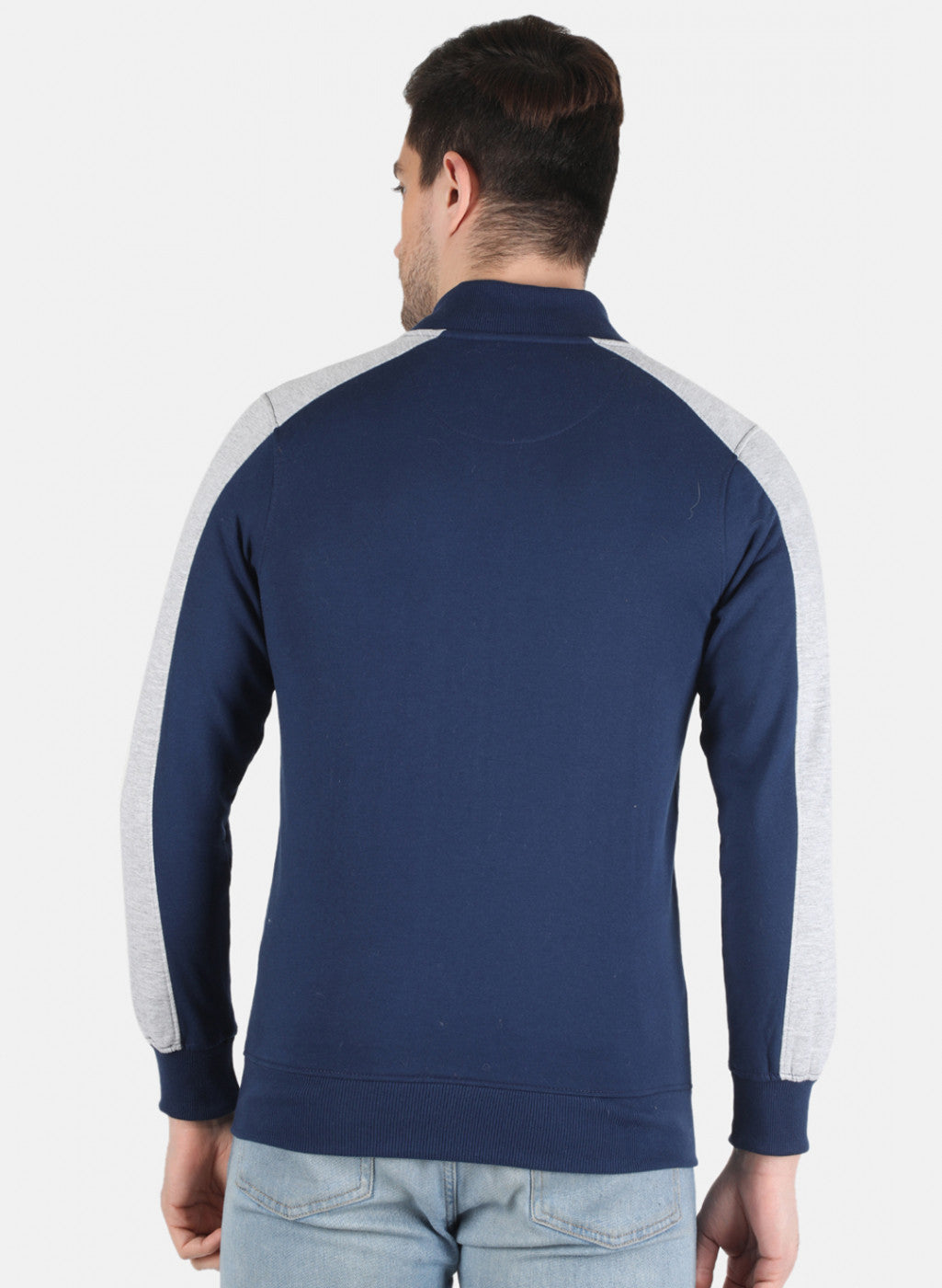 Men NAvy Blue Solid Sweatshirt