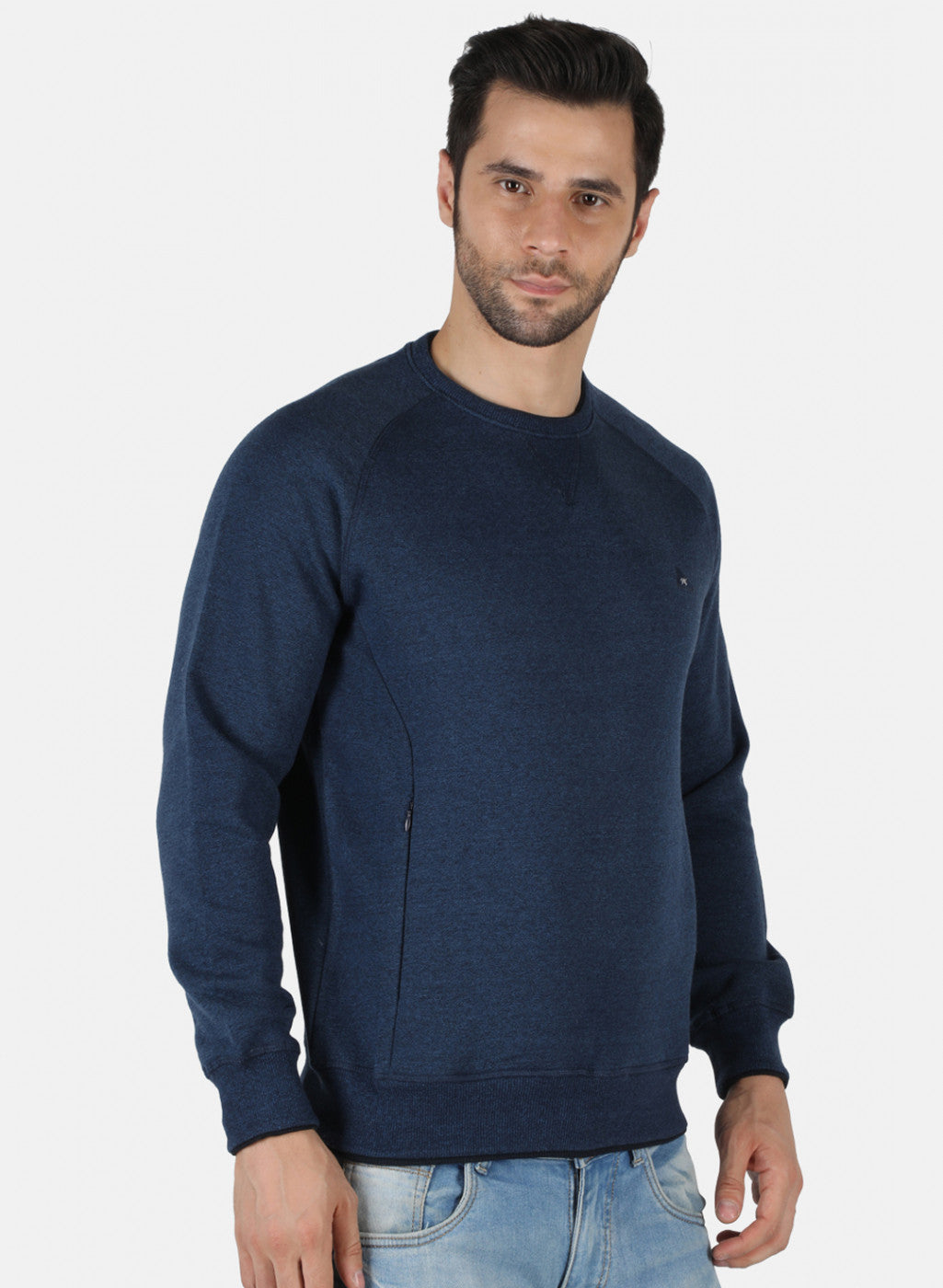 Men NAvy Blue Solid T-Shirt