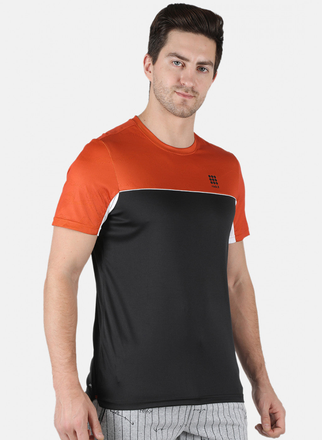 Rock.it Men Black Self Design Round Neck T-Shirt