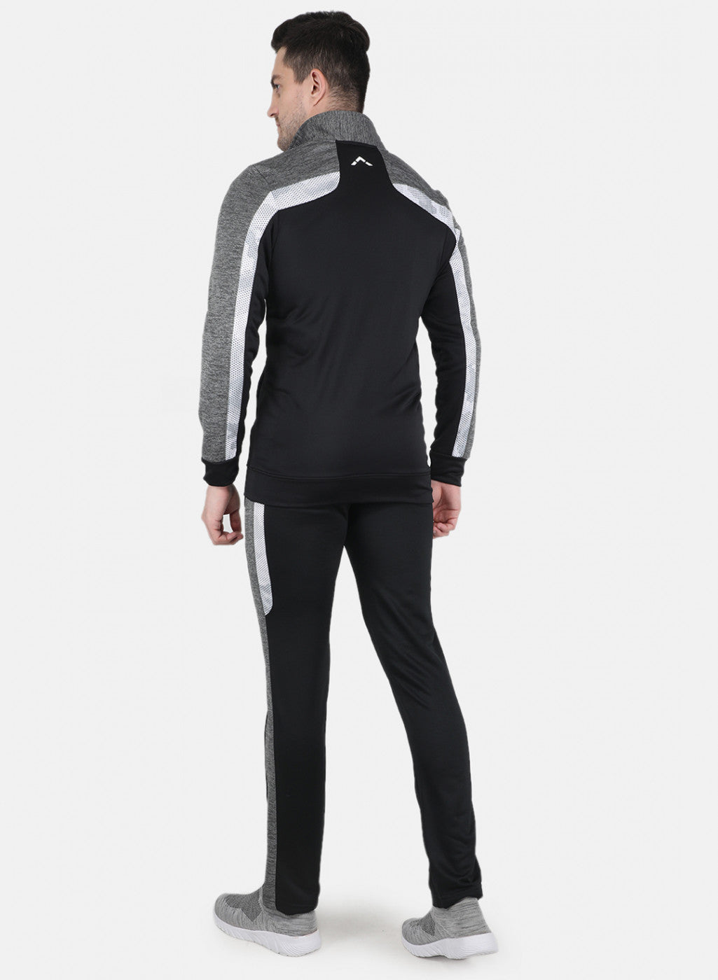 Rock.it Men Black Solid Tracksuit