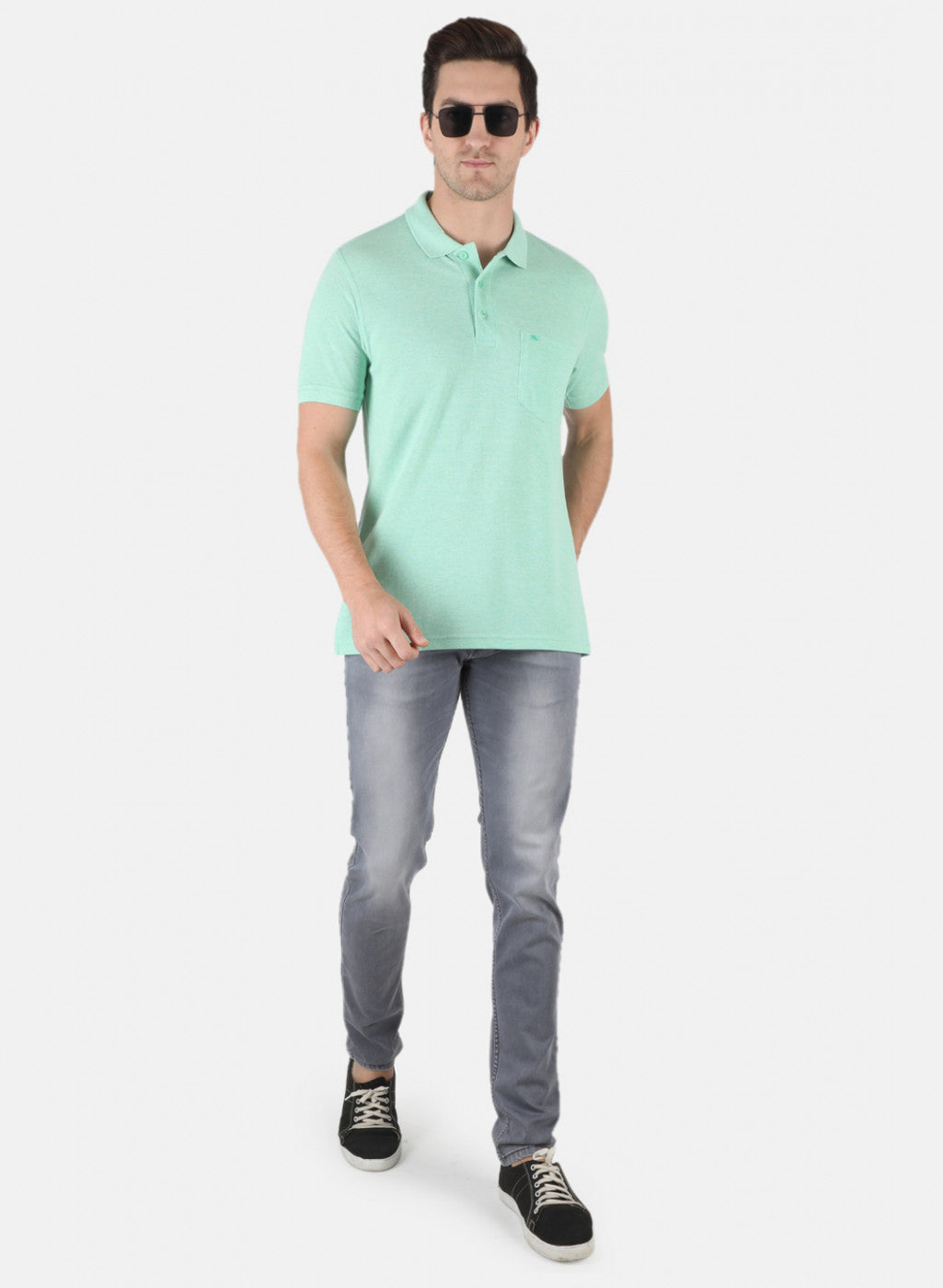 Men Green Plain T-Shirt