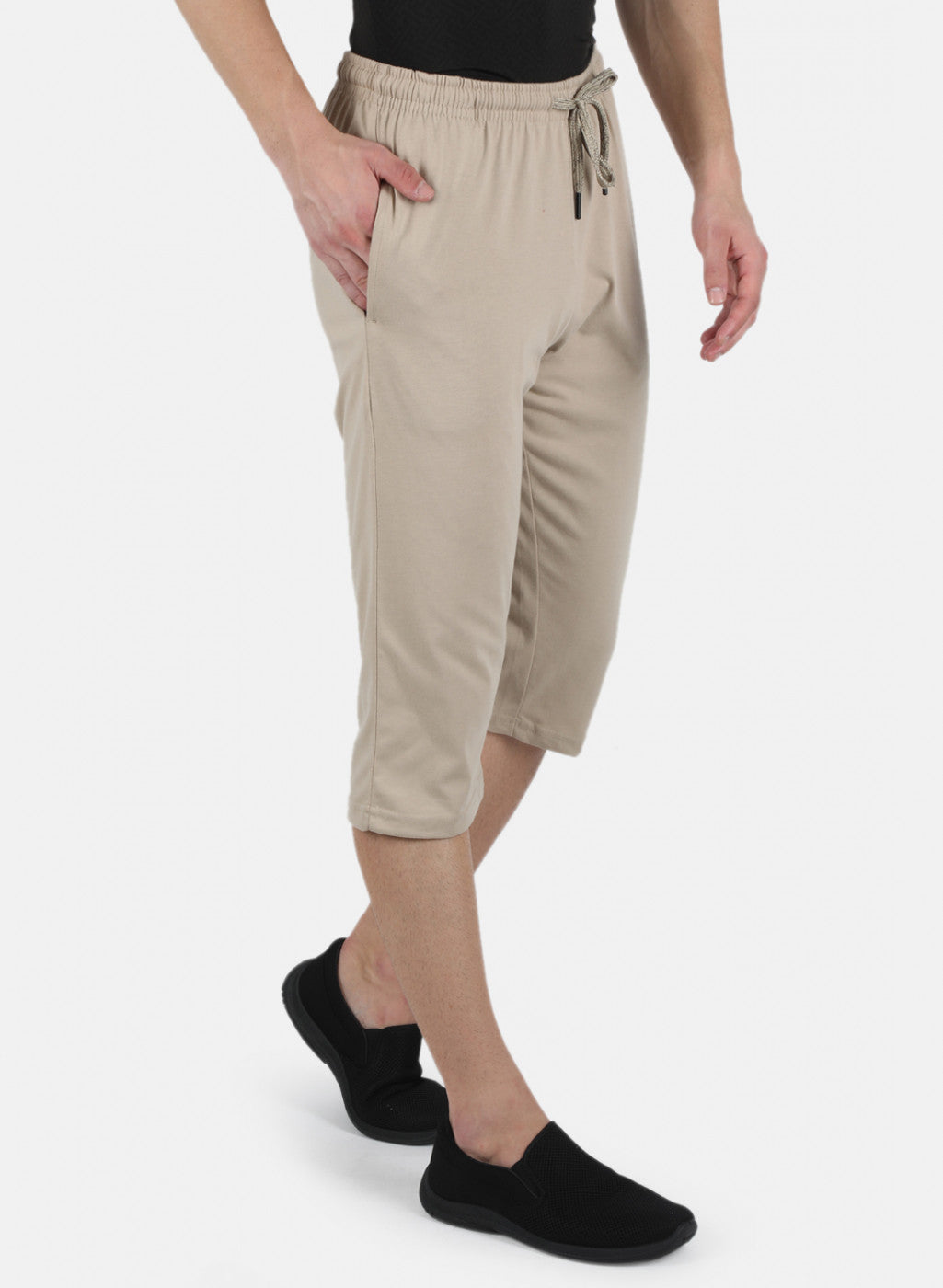 Men Beige Plain Capri