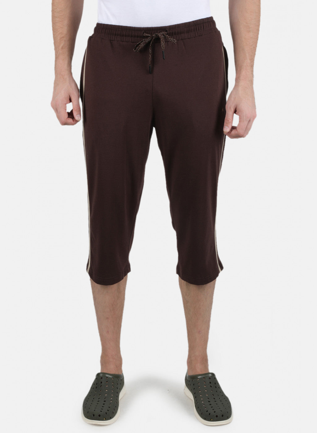 Men Brown Plain Capri